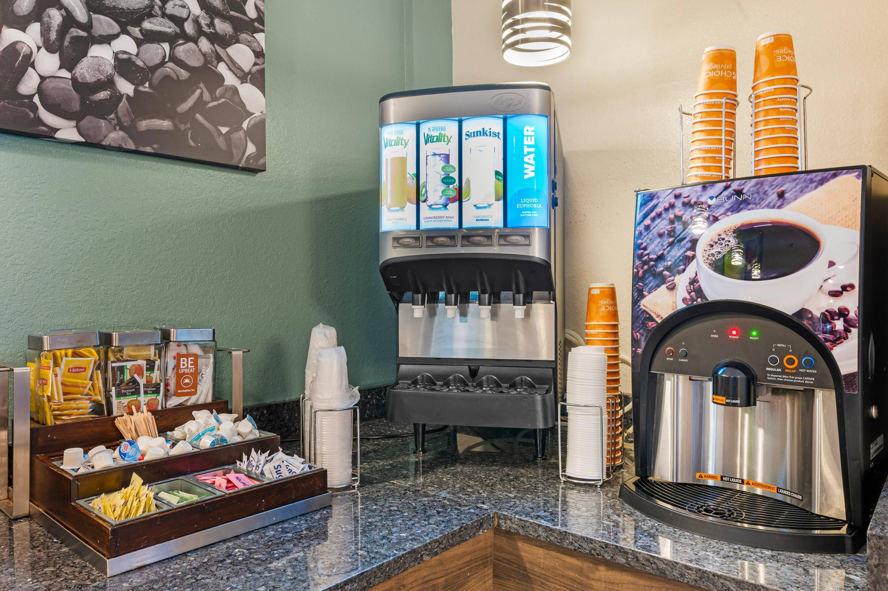 Breakfast area | Sleep Inn Indianapolis East