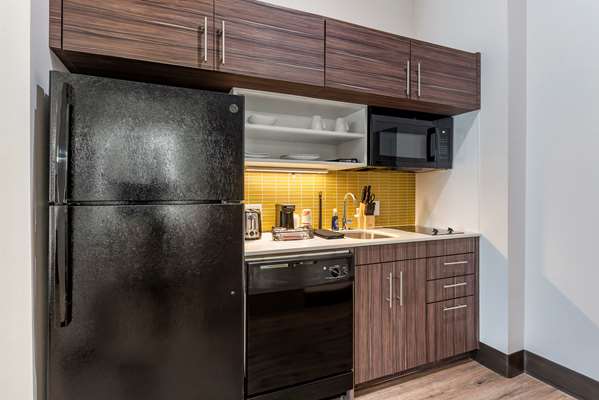 Suite - MainStay Suites Colorado Springs