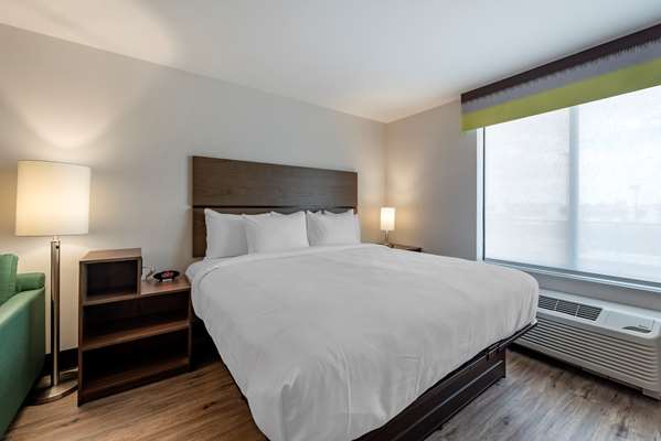 Suite - MainStay Suites Colorado Springs