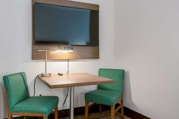 Suite - MainStay Suites Colorado Springs