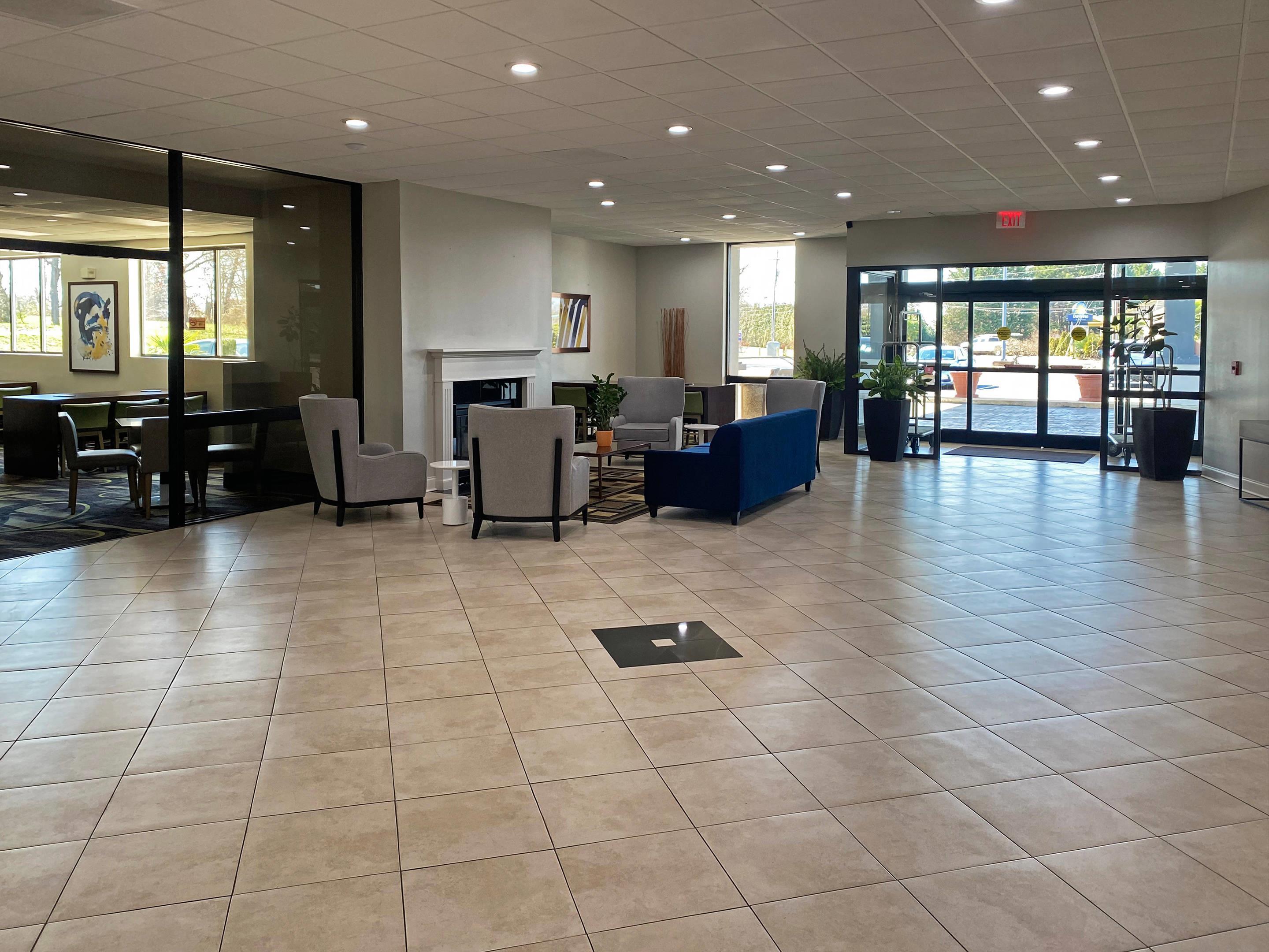 Hotel lobby | Comfort Inn Conover-Hickory