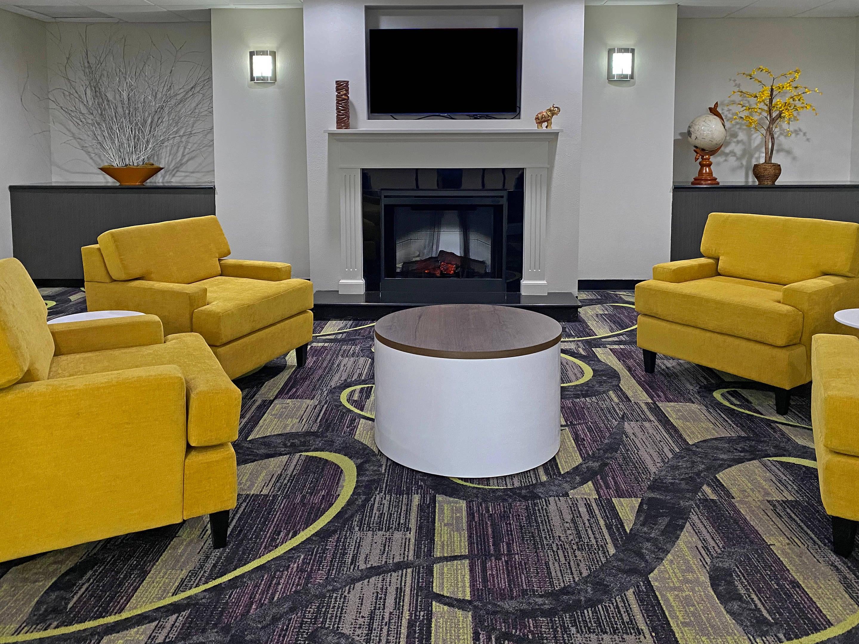 Hotel lobby | Comfort Inn Conover-Hickory