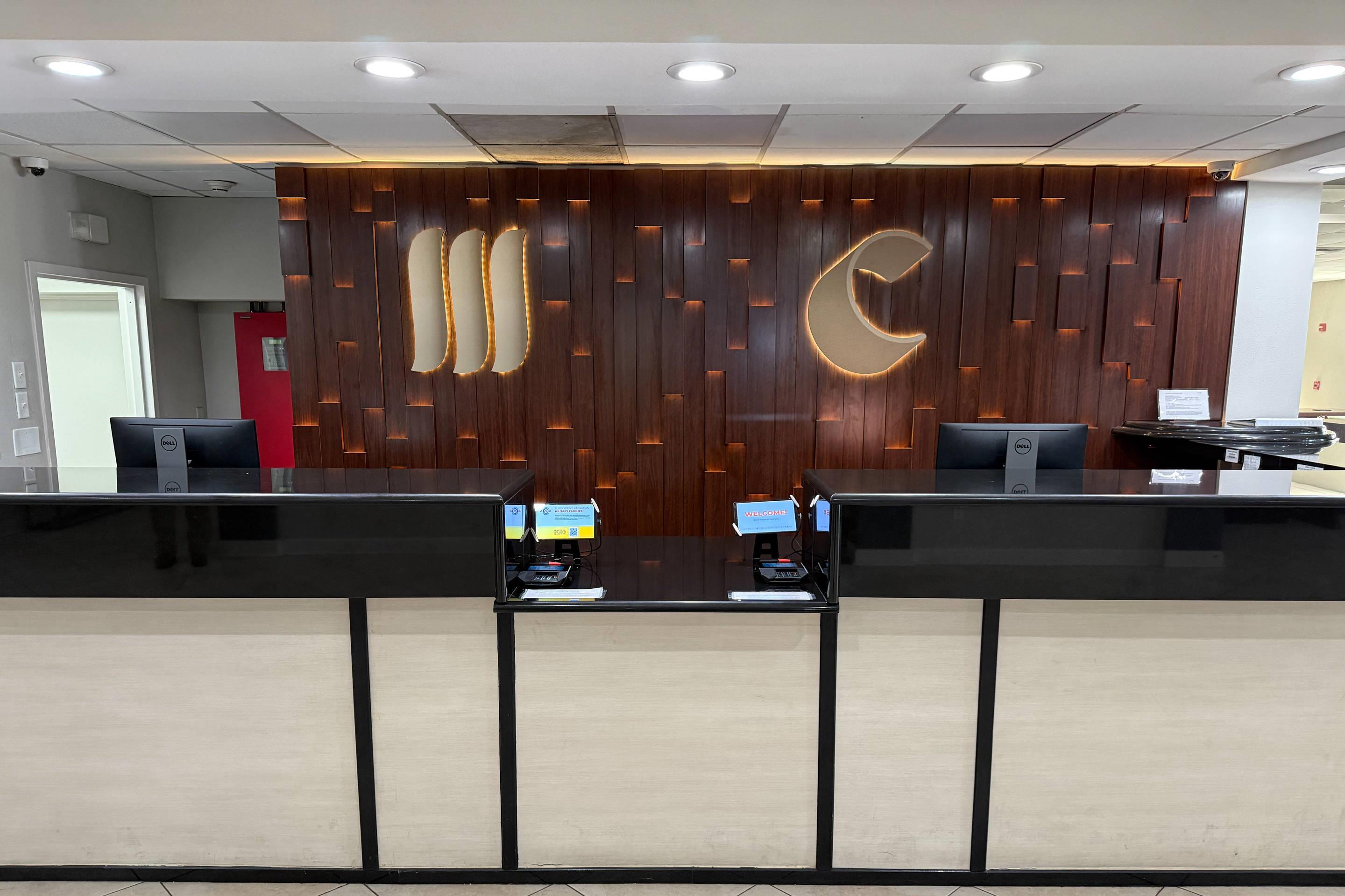 Front desk | Comfort Inn Conover-Hickory