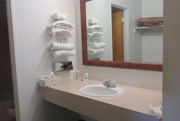  - Travelodge Stratton - I-70, Exit 419