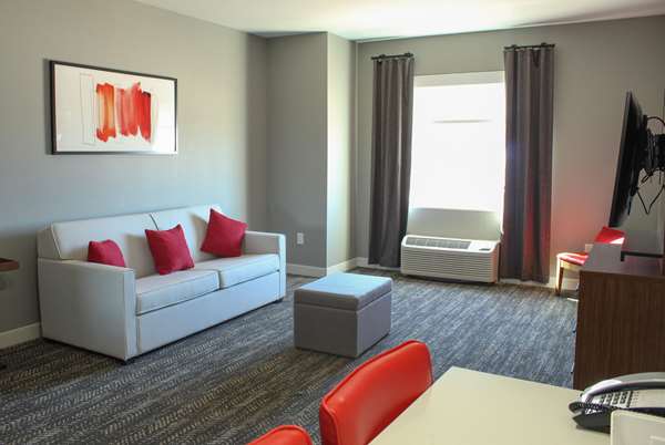  - Hawthorn Suites by Wyndham Oklahoma City - I-40, Exit 145