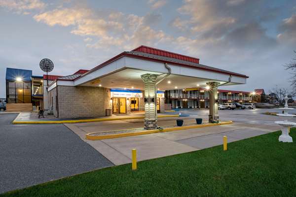 Exterior view - Days Inn Perrysburg - I-75, Exit 193