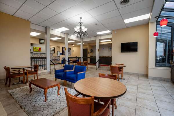  - Days Inn Perrysburg - I-75, Exit 193