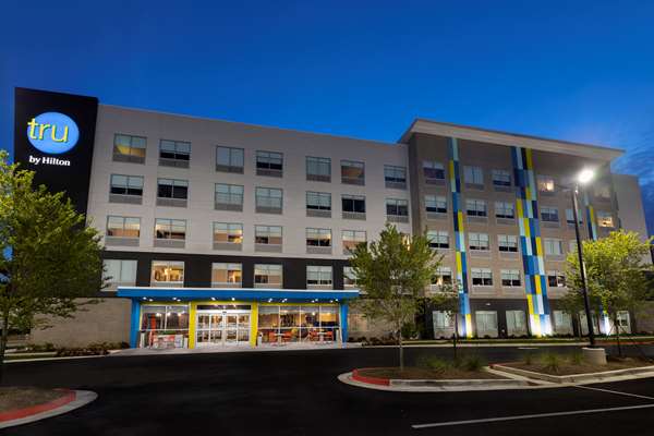 Exterior view - Tru by Hilton Galleria Ballpark Atlanta - I-75, Exit 260