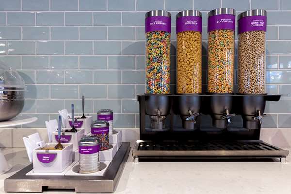 Amenities - Tru by Hilton Galleria Ballpark Atlanta - I-75, Exit 260