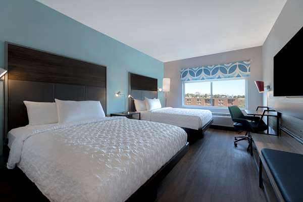  - Tru by Hilton Galleria Ballpark Atlanta - I-75, Exit 260