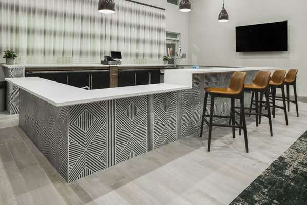 Bar - Homewood Suites by Hilton DFW Airport Fort Worth