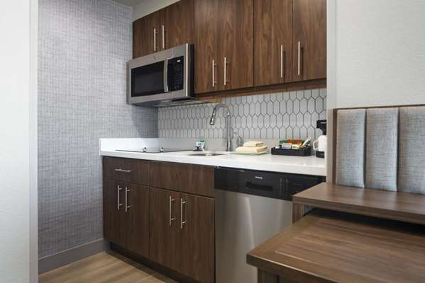  - Homewood Suites by Hilton DFW Airport Fort Worth