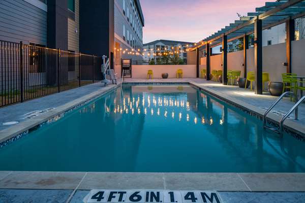 Pool - Home2 Suites by Hilton Rowlett