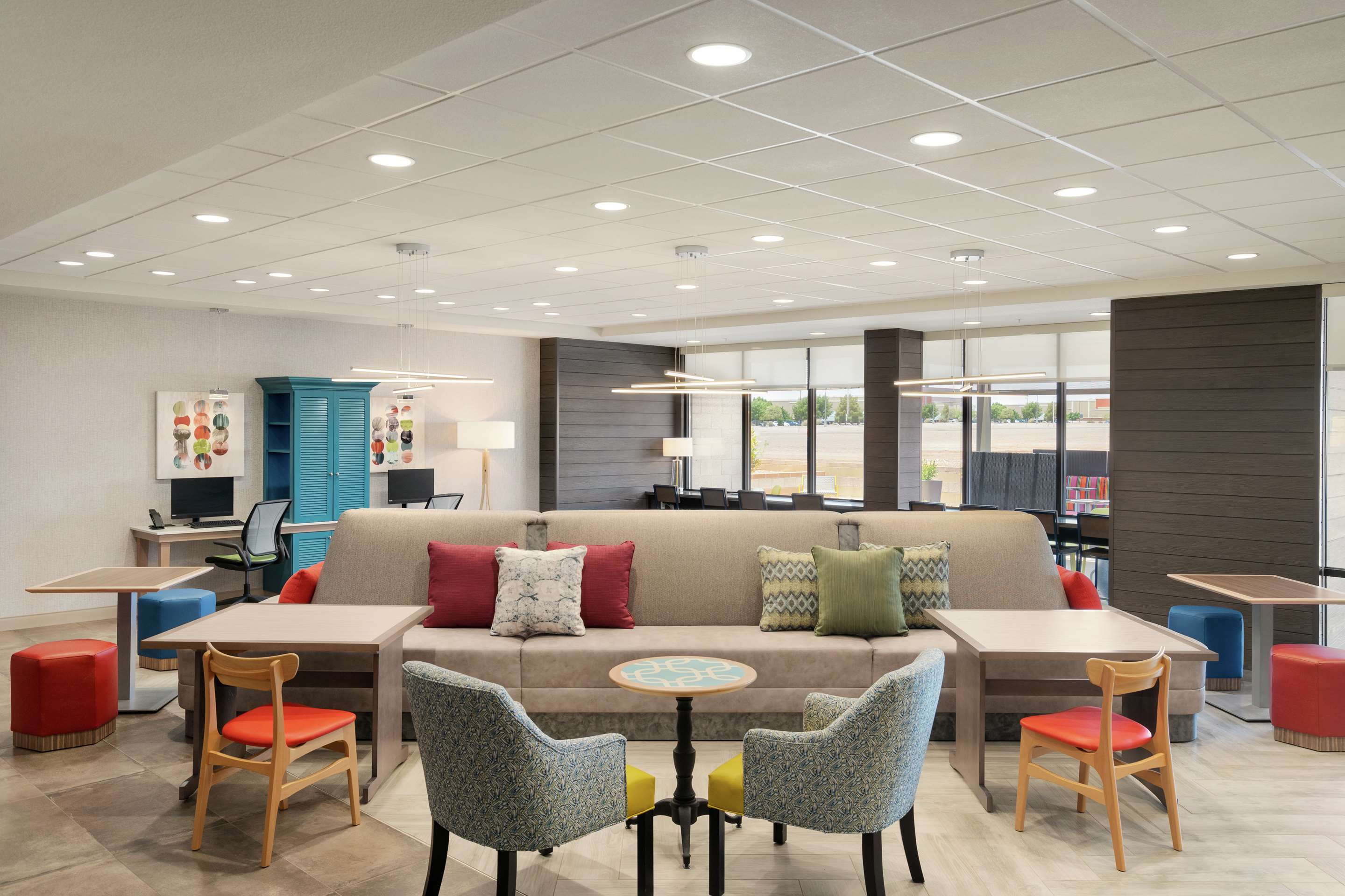 Lobby | Home2 Suites By Hilton Alamogordo
