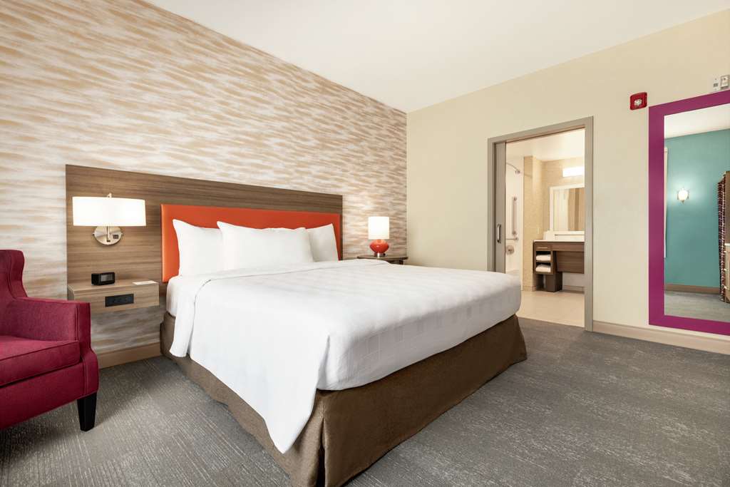 Home2 Suites by Hilton New Brunswick Room Type - 1KG MOB HR ACC TUB SUITE