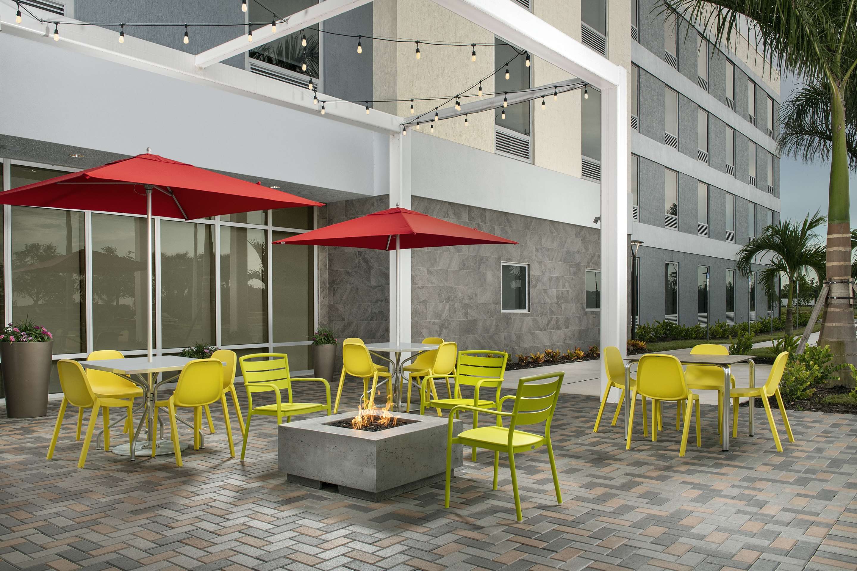 Exterior | Home2 Suites by Hilton Fort Myers Airport
