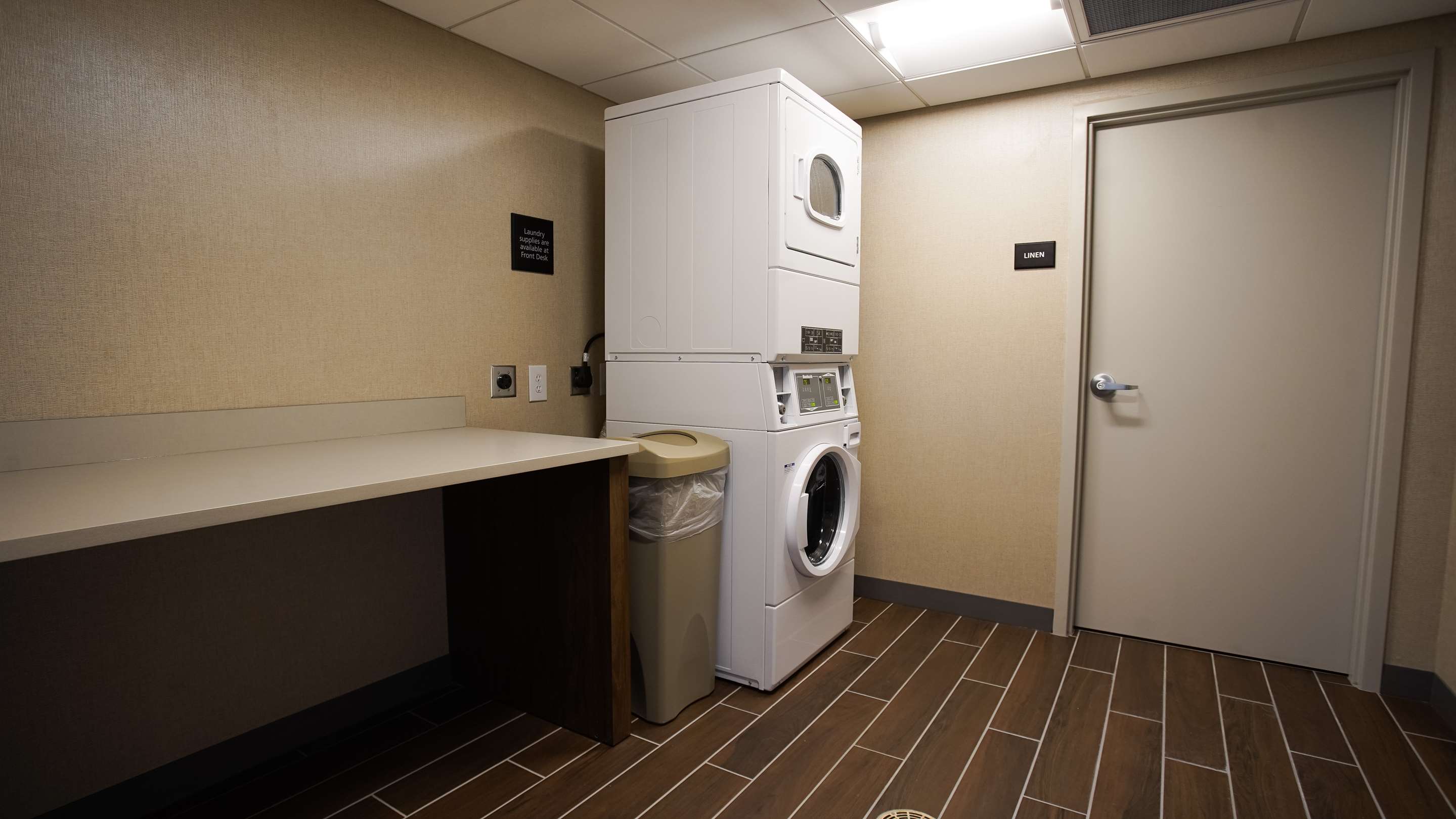 Property amenity | Hampton Inn & Suites St. Clairsville