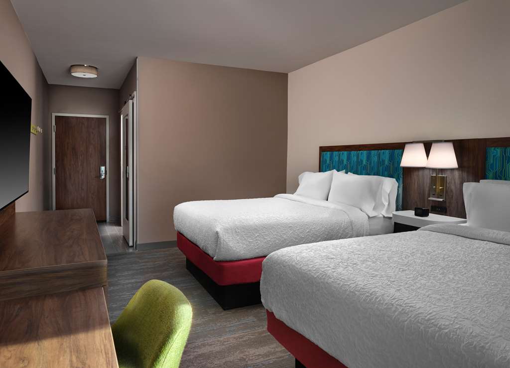 Hampton Inn by Hilton Pinellas Park St Petersburg Room Type - 2 QNS HEARING ACC NOSMOK