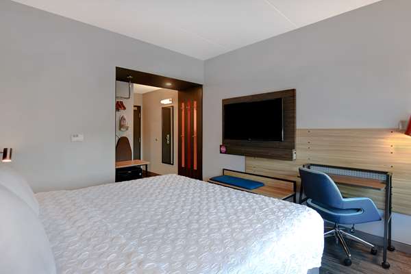  - Tru by Hilton North Macon - I-75, Exit 172