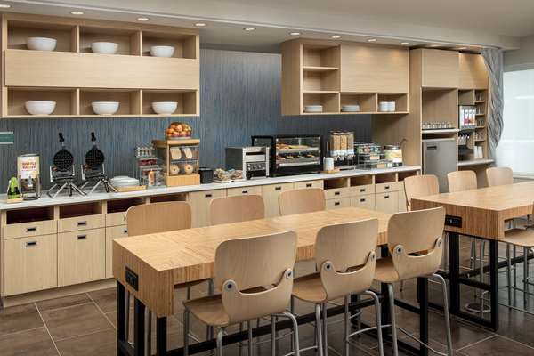 Amenities - Home2 Suites by Hilton Downtown Orlando - I-4, Exit 83