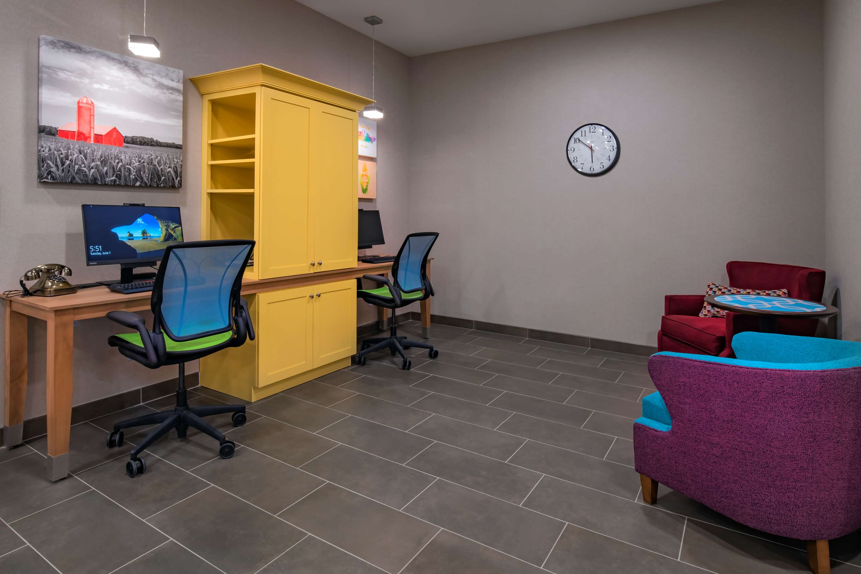 Business Center | Home2 Suites by Hilton Omaha I-80 at 72nd Street, NE