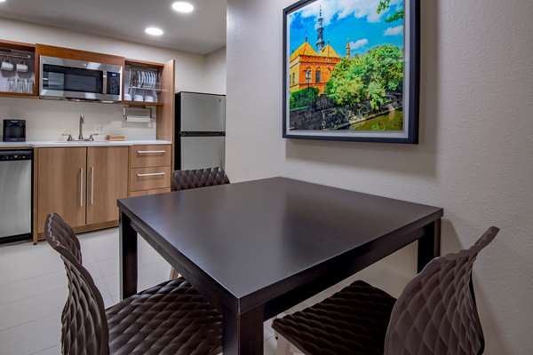  - Home2 Suites by Hilton at 72nd St Omaha - I-80, Exit 449