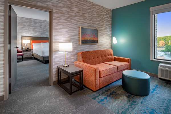  - Home2 Suites by Hilton at 72nd St Omaha - I-80, Exit 449