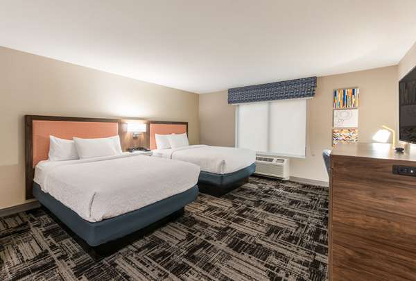  - Hampton Inn & Suites Benton Harbor - I-94, Exit 29