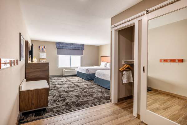  - Hampton Inn & Suites Benton Harbor - I-94, Exit 29