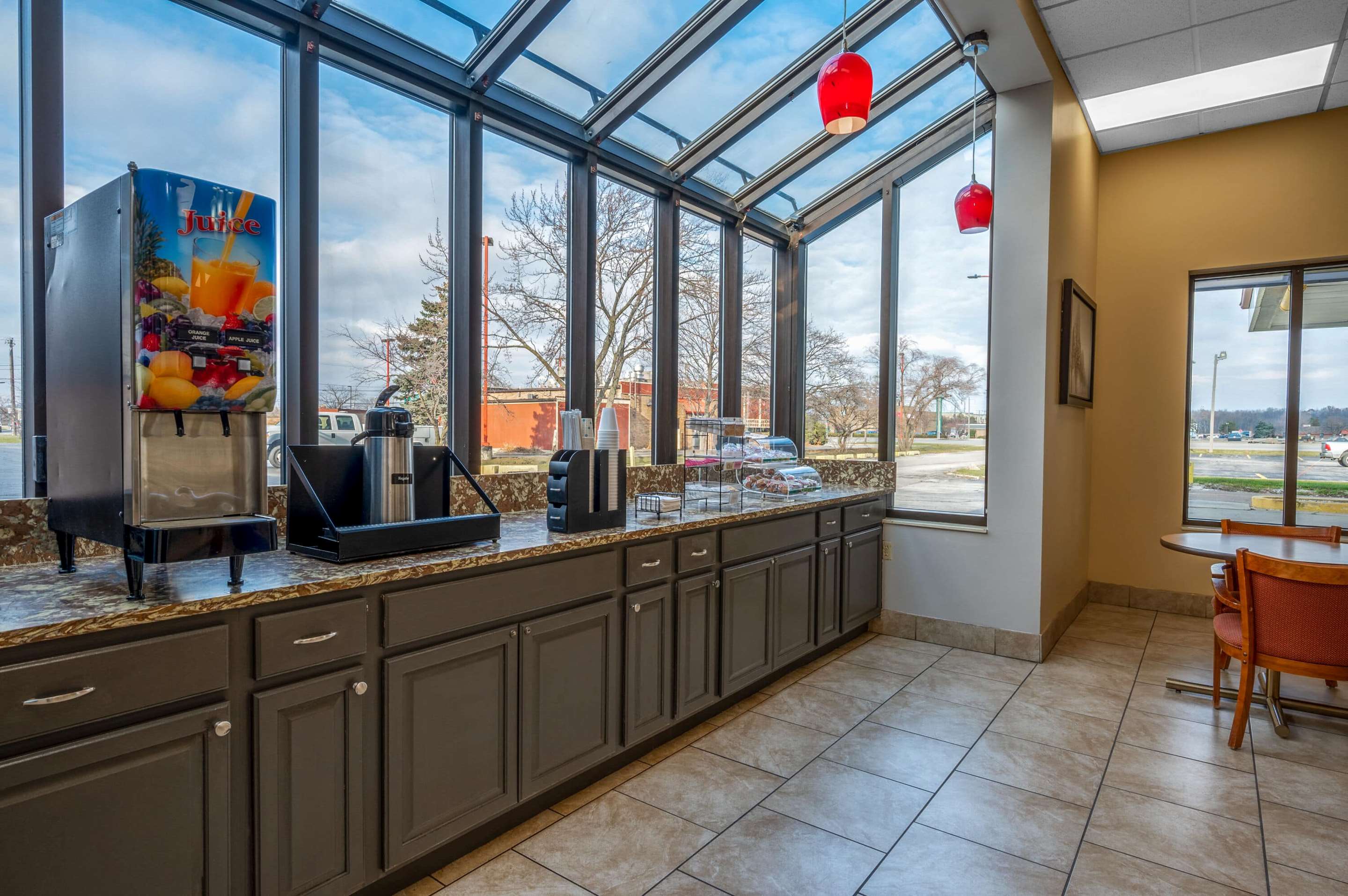 Property amenity | Super 8 by Wyndham Perrysburg-Toledo