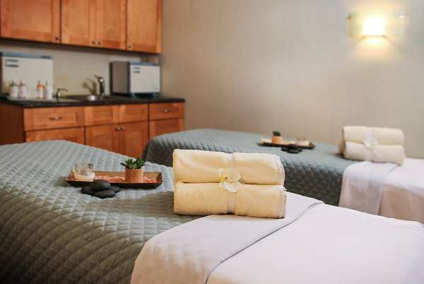 Spa - Viana Hotel & Spa Westbury