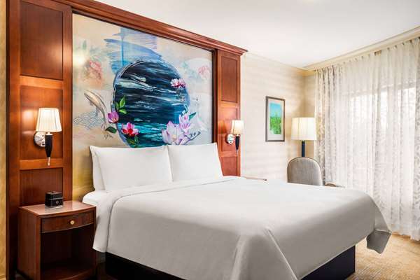 Suite - Viana Hotel & Spa Westbury