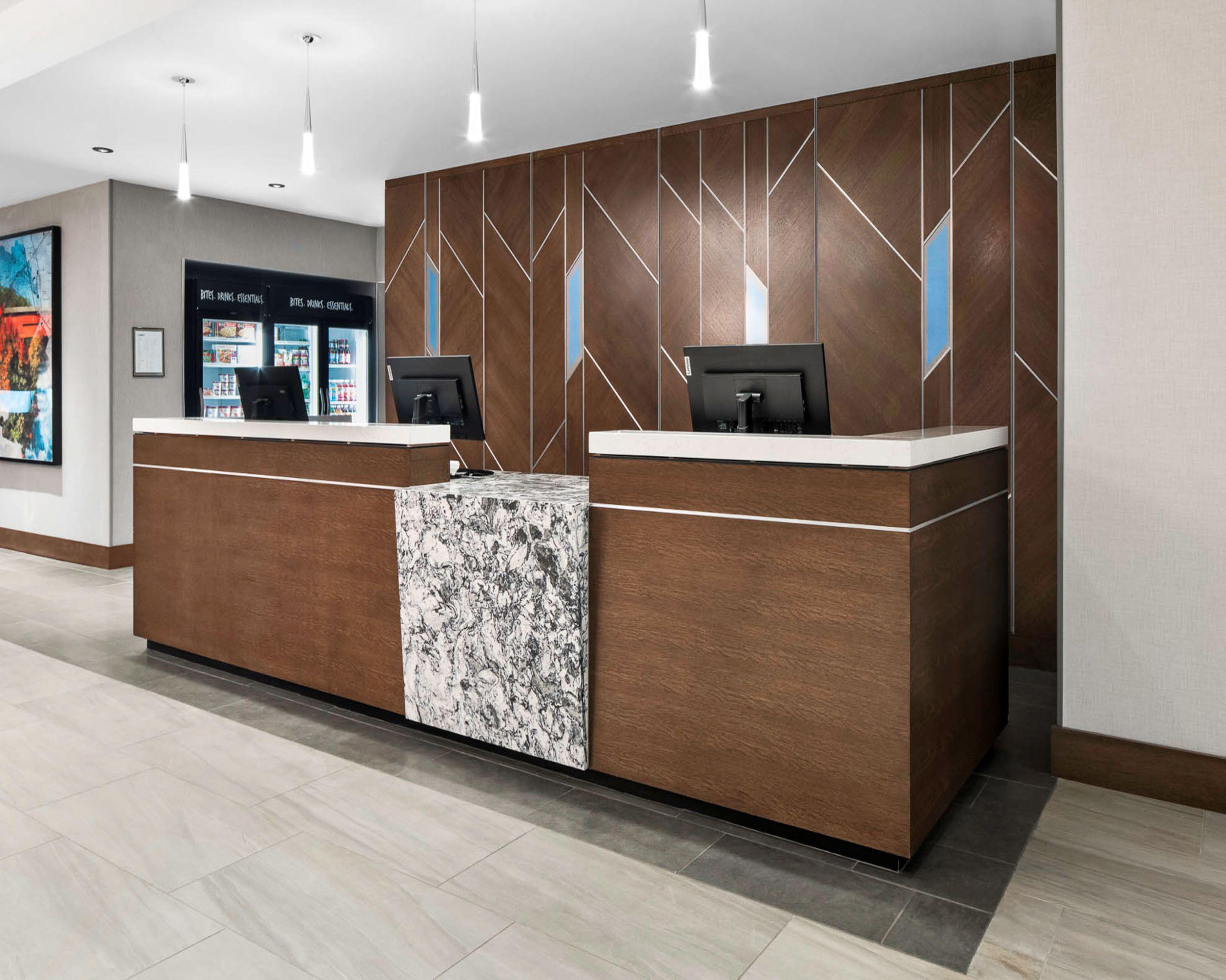 Lobby | Hyatt Place Allentown / Lehigh Valley