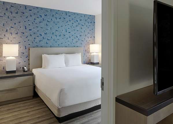 Suite - Hyatt House Hotel OSU Columbus