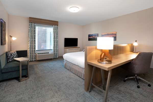  - Hilton Garden Inn Downtown Albuquerque - I-25, Exit 224