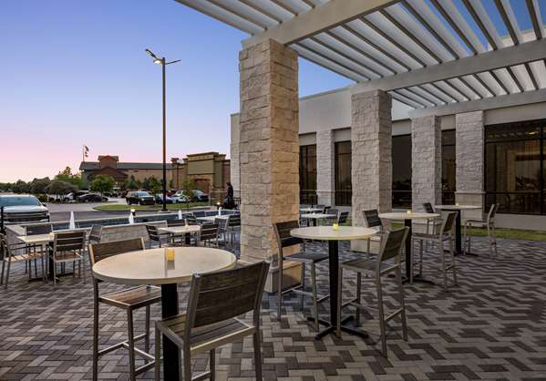 Exterior view - Embassy Suites Round Rock