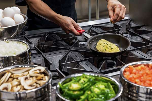 Amenities - Embassy Suites Round Rock