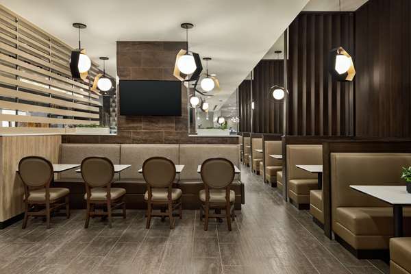 Amenities - Embassy Suites Round Rock