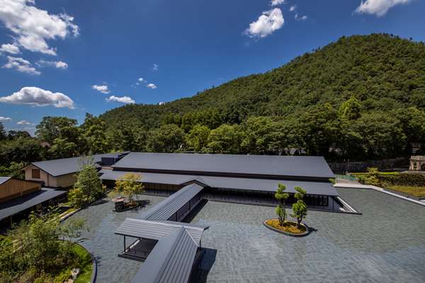 ROKU KYOTO LXR HOTELS AND RESORTS - Photo 14