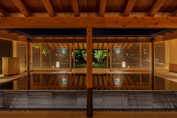 ROKU KYOTO LXR HOTELS AND RESORTS - Photo 2
