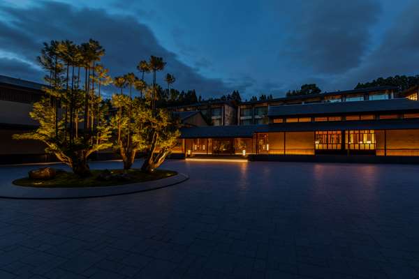 ROKU KYOTO LXR HOTELS AND RESORTS - Photo 4