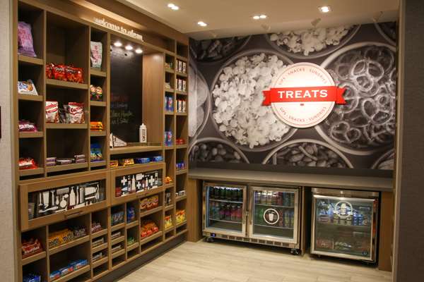 Restaurant - Hampton Inn & Suites Olean