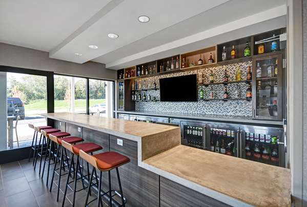 Bar - Home2 Suites by Hilton Blacksburg