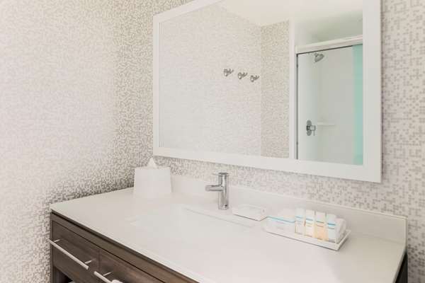  - Home2 Suites by Hilton West Sacramento
