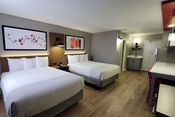  - Hawthorn Suites by Wyndham Airport Wichita