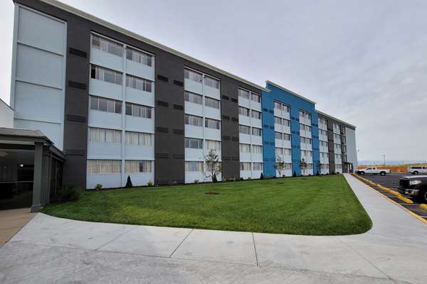 Exterior view - Hawthorn Suites by Wyndham Airport Wichita
