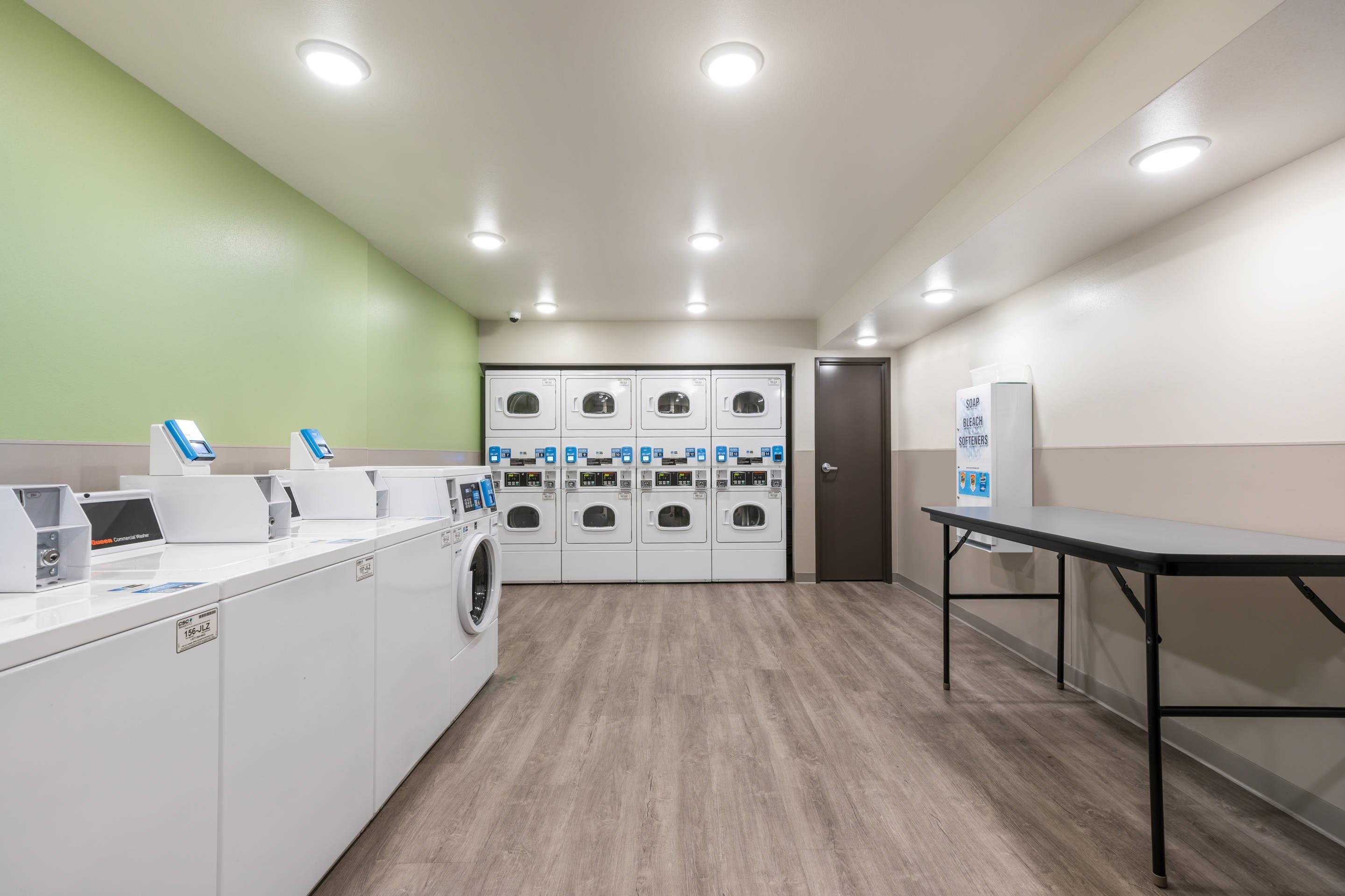 Guest laundry facilities | WoodSpring Suites Elgin - Chicago