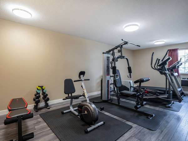 Fitness/ Exercise Room - Travelodge Lacombe