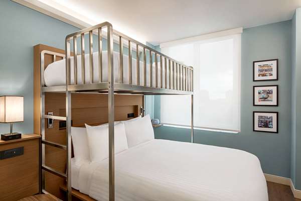  - Wingate by Wyndham Hotel Bronx Haven Park New York