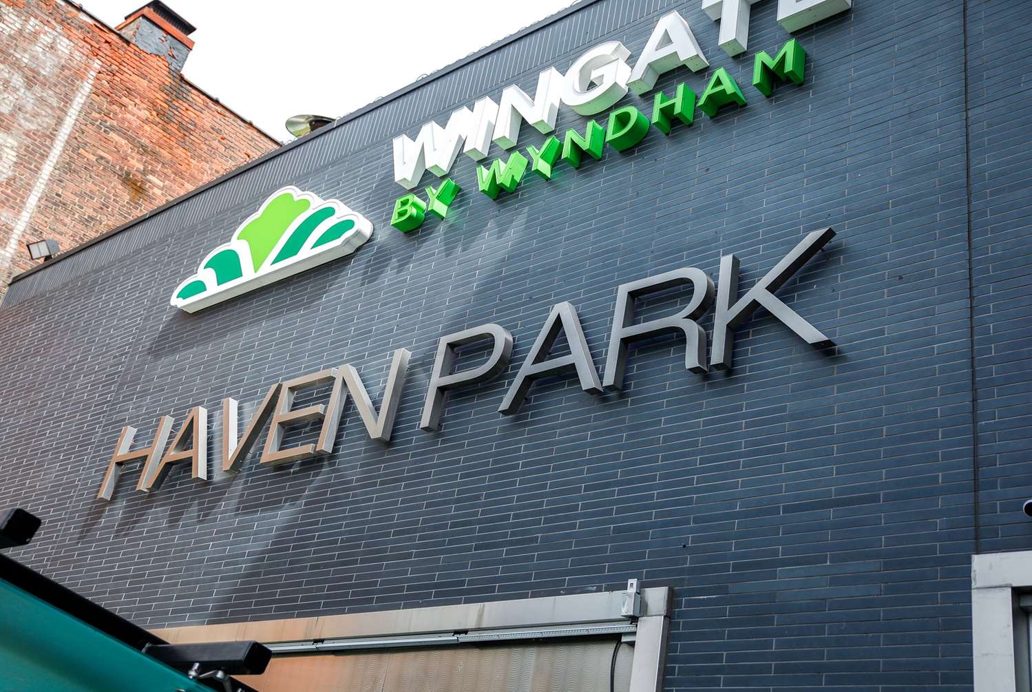 Wingate by Wyndham Hotel Bronx Haven Park New York, NY See Discounts